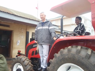 Ambassador and the Duputy Mayor of Fort Portal
